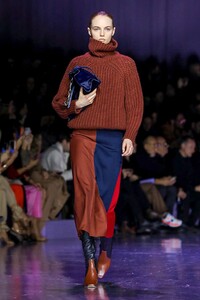 Hugo-Boss-RTW-FW20-Milan-8396-1582459137.jpg