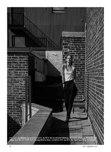 Julia-Stegner-Editorial03.thumb.jpg.47e69b8adf3287342547fd4d4e589bee.jpg