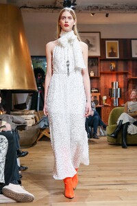 Julie-De-Libran-Haute-Couture-SS20-Paris-1496-1579705451.thumb.jpg.ba1cceabe0b4dba040a8f401c537f973.jpg