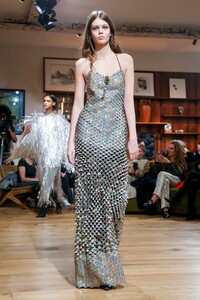 Julie-De-Libran-Haute-Couture-SS20-Paris-1535-1579705583.thumb.jpg.26335c51a7f5d2b4d252e1cc21eae764.jpg