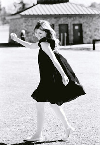 KirstenDunst_EllenVonUnwerth_01.jpg
