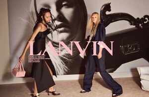 Lanvin-Spring-Summer-2020-Campaign-02.thumb.jpg.985bd595ec1b4260c9cc0f08a6220d24.jpg