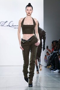 Laquan-Smith-RTW-FW20-New-York-6435-1581199645.thumb.jpg.6a489f19cccdab9b68c1fe4f54302fd6.jpg