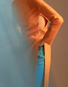 Luca-Meneghel-Vogue-Katlin-Aas-8-801x1024.thumb.jpg.8d094bbdd52c9aab611fb26ae896b7ff.jpg