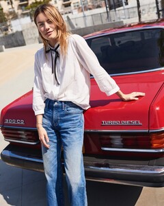 Lucky-Brand-Fall-Winter-2019-Campaign1.thumb.jpg.db52f572dad44eac7df1500d8a1667bd.jpg