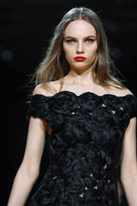 Marc-Jacobs-RTW-FW20-New-York-9116-1581531408.jpg