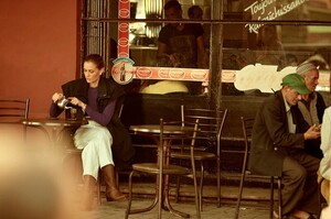Nadja-Bender-Fashion-Editorial09.thumb.jpg.742702d58c8022a0eed0f13b60860f85.jpg