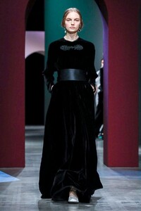Ports-1961-RTW-FW20-Milan-8015-1582452024.jpg