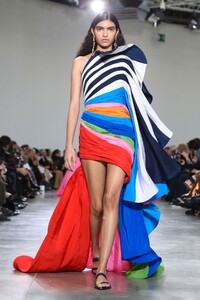 Schiaparelli-Haute-Couture-SS20-Paris-6366-1579516287.thumb.jpg.9d5534759ed5e3383d7630c40796db7a.jpg