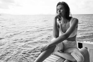 Simon-Upton-Marie-Claire-Robyn-Lawley-9.thumb.jpg.fb2749708ddc4db584b15452266c18fa.jpg