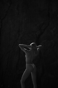 TESSA-GREINER-X-BAMBA-SWIM-EMILIA-ROCH-171.thumb.jpg.542eb6ff7b49a535315a2085908fac06.jpg