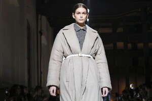 Tods-RTW-FW20-Milan-3606-1582279986.thumb.jpg.4e8262f66875022b5e6b64a55e54d25e.jpg