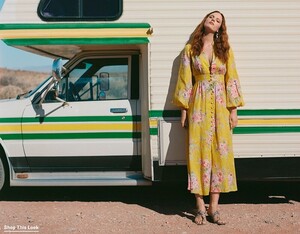 Zimmermann-Resort-2020-Lookbook01.thumb.jpg.62ac78fb7f9228347aa39df800447c16.jpg