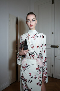 altuzarra_rtw_fall20_bsb_da_160.thumb.jpg.fa28254d62b01205fbfbd7836cf76f4f.jpg