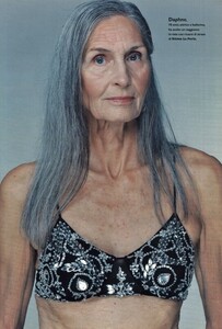 amica-decembre-1998-alex-caylex-vestirsi-di-regali-8.jpg