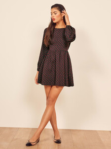 angie-dress-lovely-1.thumb.jpg.8b8fe0f213b133973119c1f70f3e7dc5.jpg