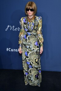 anna-wintour-amfar-gala-2020-benefit-for-aids-research-3.jpg