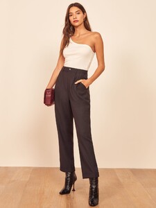 arie-pant-black-1.thumb.jpg.9587b4864e92b621615e405faecda97b.jpg