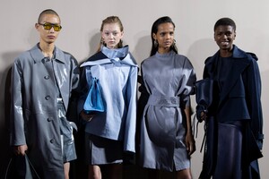 backstage-defile-boss-printemps-ete-2020-milan-coulisses-70.thumb.jpg.6a238a79fbd70da3ab5c47a578cfd065.jpg