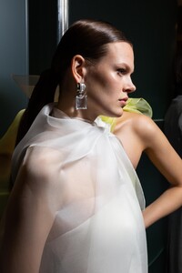 backstage-defile-brandon-maxwell-automne-hiver-2020-2021-new-york-coulisses-47.thumb.jpg.b7f90645200c005d0da225c4f3b416bf.jpg