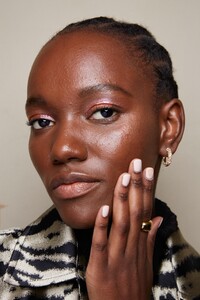 backstage-defile-cividini-automne-hiver-2020-2021-milan-coulisses-54.thumb.jpg.96ffd8ba14a4fc7433a29f64763e2589.jpg