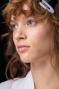 backstage-defile-coach-1941-automne-hiver-2020-2021-new-york-coulisses-14.thumb.jpg.21e0b462201be31cbc988a4f8a043c7d.jpg