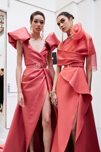 backstage-defile-elie-saab-printemps-ete-2020-paris-coulisses-114.thumb.jpg.965ff646d22fa60a4a7745b30ead48d8.jpg