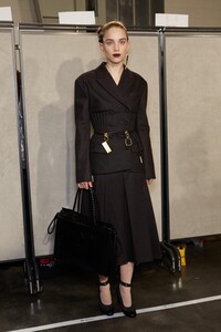 backstage-defile-fendi-automne-hiver-2020-2021-milan-coulisses-157.thumb.jpg.e83fa88f8e51ebe1711710001b636a00.jpg