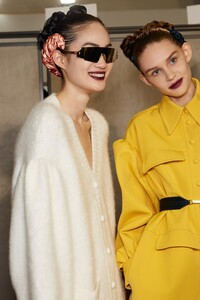 backstage-defile-fendi-automne-hiver-2020-2021-milan-coulisses-203.thumb.jpg.d1d0aa6c066f90a4498c48a820b1d477.jpg