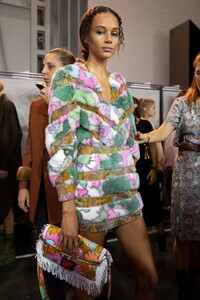 backstage-defile-fendi-printemps-ete-2020-milan-coulisses-71.thumb.jpg.134a7454fcd0840a9903581f88fafb40.jpg