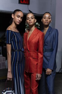 backstage-defile-gabriela-hearst-printemps-ete-2020-new-york-coulisses-35.thumb.jpg.eea4cc7914e9f61e0b47b33b0106fb16.jpg