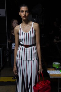 backstage-defile-gabriela-hearst-printemps-ete-2020-new-york-coulisses-64.thumb.jpg.2ea333ed8f16d75eb2d72db08dfc592a.jpg