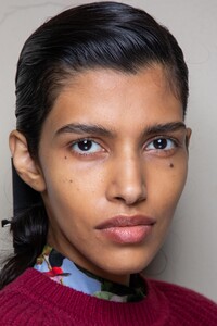 backstage-defile-gabriele-colangelo-automne-hiver-2020-2021-milan-coulisses-6.thumb.jpg.d9ffe28782a9ca054657bf44aa5cd083.jpg