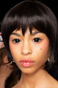 backstage-defile-gcds-printemps-ete-2020-milan-coulisses-83.thumb.jpg.4929e5f14aa535299179bc437a6480cc.jpg