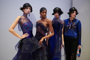 backstage-defile-giorgio-armani-prive-printemps-ete-2020-paris-coulisses-16.thumb.jpg.a817320c2f5e1dd00d19baf3e03dc434.jpg