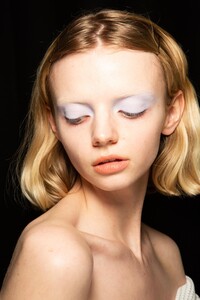 backstage-defile-gucci-automne-hiver-2020-2021-milan-coulisses-89.thumb.jpg.c4d54b80c454a532125983fce6edd988.jpg