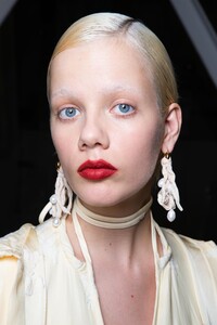 backstage-defile-jil-sander-automne-hiver-2020-2021-milan-coulisses-177.thumb.jpg.34ac0d521ed2cb88b8d13dfffdd088f3.jpg