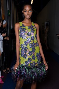 backstage-defile-koche-printemps-ete-2020-paris-coulisses-17.thumb.jpg.9ffe955c580547ea5a8b9a7a835ec461.jpg