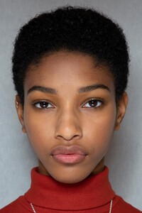 backstage-defile-lacoste-printemps-ete-2020-paris-coulisses-9.thumb.jpg.d9a9fb02f5139604b3d35e9ba4ae08e8.jpg