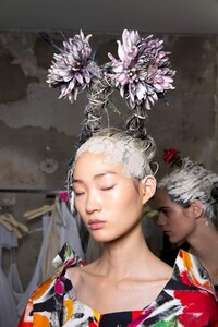 backstage-defile-marni-printemps-ete-2020-milan-coulisses-110.thumb.jpg.7075d5f983d63605ab3d2a8ee524e76d.jpg