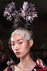 backstage-defile-marni-printemps-ete-2020-milan-coulisses-13.thumb.jpg.861a1cea95e3b31197ddd5e026bbd2b6.jpg