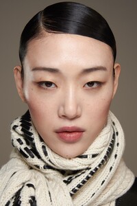 backstage-defile-michael-kors-automne-hiver-2020-2021-new-york-coulisses-26.thumb.jpg.429b4189ac5d97f3e2c2a5888f150405.jpg