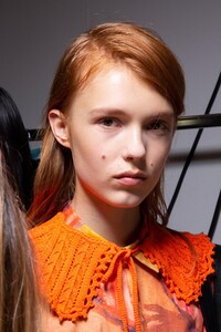 backstage-defile-msgm-printemps-ete-2020-milan-coulisses-70.thumb.jpg.0b8263a5fc803aae43a73542ecdb5b5d.jpg