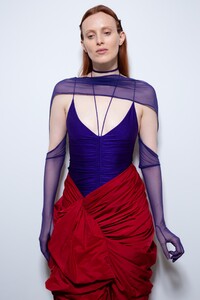 backstage-defile-mugler-printemps-ete-2020-paris-coulisses-87.thumb.jpg.89be731d3efef217a8e4889469c3a6db.jpg