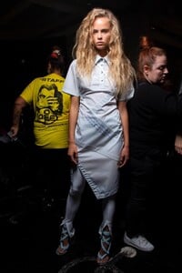 backstage-defile-off-white-printemps-ete-2020-paris-coulisses-57.thumb.jpg.3c31c4b819662e39e0a19d77caeceb5d.jpg