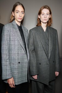 backstage-defile-paul-smith-automne-hiver-2020-2021-paris-coulisses-36.thumb.jpg.3d98daadee6ea1fd46ff1b1941d3143c.jpg