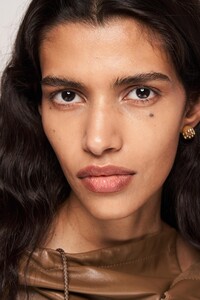 backstage-defile-petar-petrov-automne-hiver-2020-2021-londres-coulisses-3.thumb.jpg.b6ad472ce1ad8d23a297a4b127c0d8a0.jpg