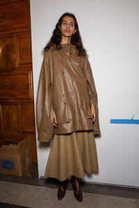 backstage-defile-petar-petrov-automne-hiver-2020-2021-londres-coulisses-54.thumb.jpg.a6e00ce0c7f06818e3e315a97bc57858.jpg