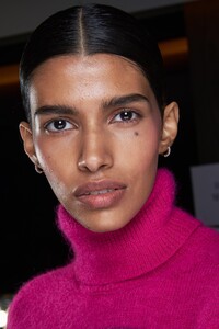 backstage-defile-prabal-gurung-automne-hiver-2020-2021-new-york-coulisses-19.thumb.jpg.69e5ce6dade88451dcdf2048a606cb85.jpg