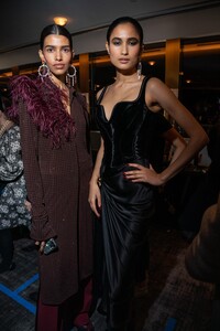 backstage-defile-prabal-gurung-automne-hiver-2020-2021-new-york-coulisses-29.thumb.jpg.24b0779d949399e679cf0e775877d9c4.jpg